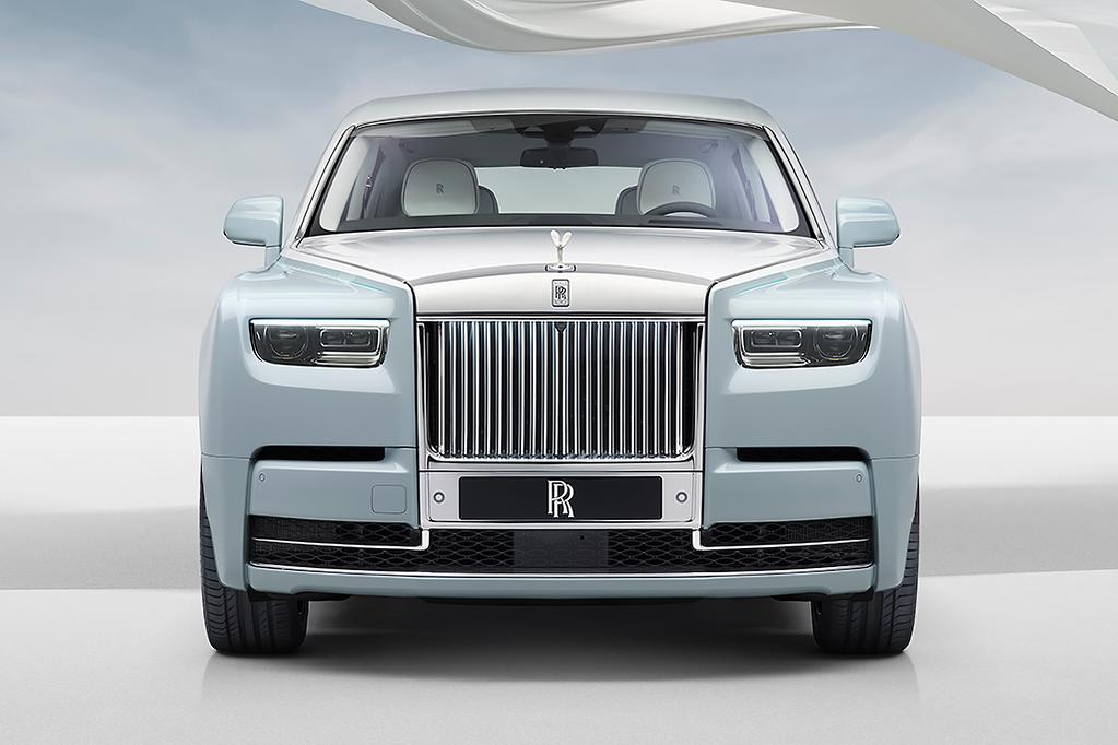 Rolls-Royce Phantom Scintilla 2025