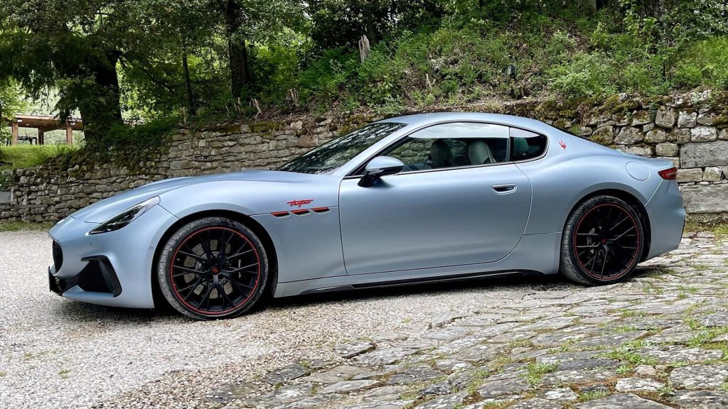 Maserati Quattroporte 2025 11r