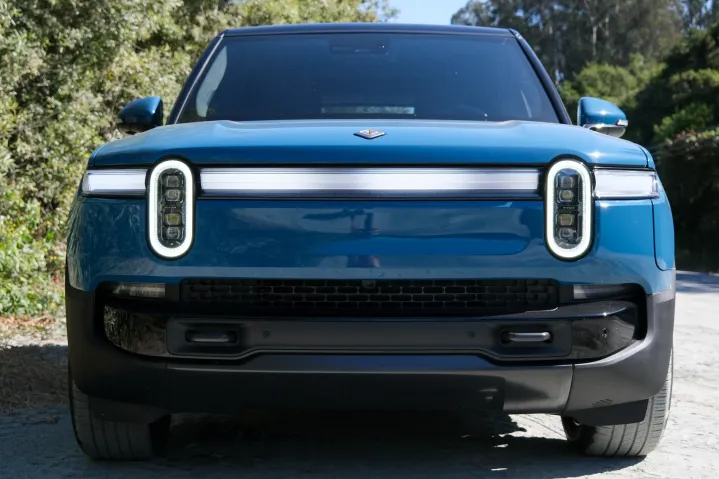 rivian r1s 2nd gen 3.jpg