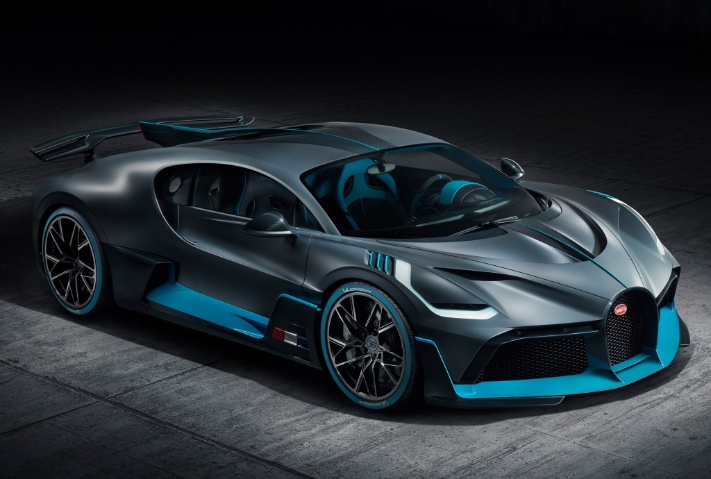 BUGATTI Divo 2025 14