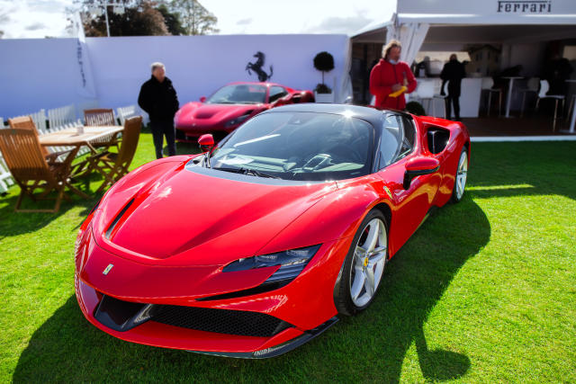 Ferrari SF90 6