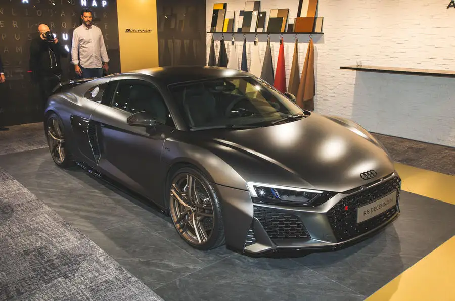 Audi aka Horch 10 audi r8 2
