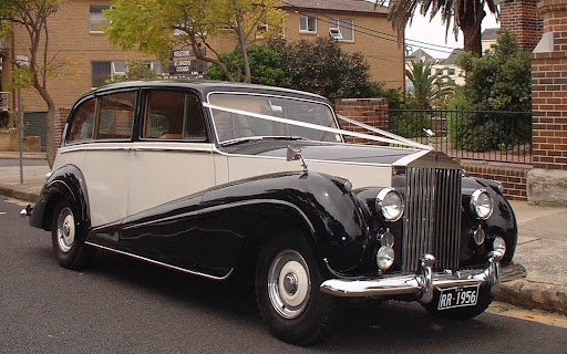 Rolls-Royce - over 120 years 3 retro rollsroyce 3